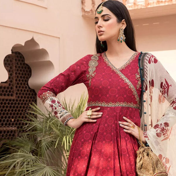 Embracing Tradition with Pakistani Designer Suits UK